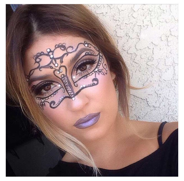 "COOL LAST MINUTE HALLOWEEN INSPIRATIONS"