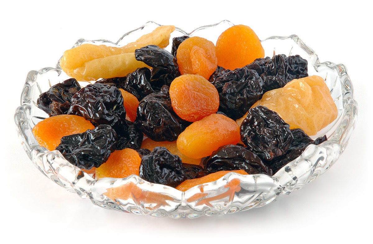Eating dried fruit or
