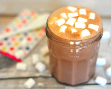 Hot chocolate with marshmallows - 99kcal (416kJ)

-1 sachet of diet hot chocolate: 60kcal (252kJ)
-200ml of hot water
-12g of mini marshmallows: 39kcal (164kJ)