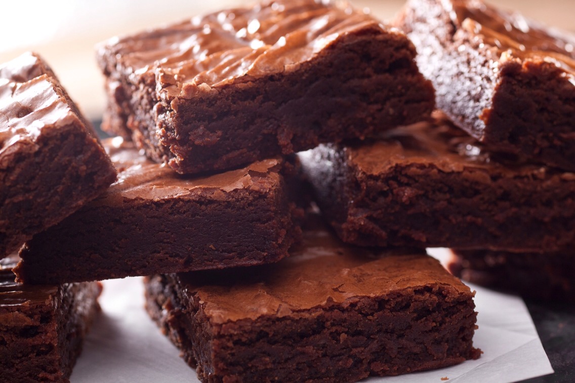 5: Mix carefully with a spoon so as to not have it puff out everywhere, then add your coffee (I prefer a packet of Italian roast VIA) and mix it well, you can go back to your electric mixer now. 
 6: add your Chocolate chips, give it a good whipping, then put it in your prepared pan. 