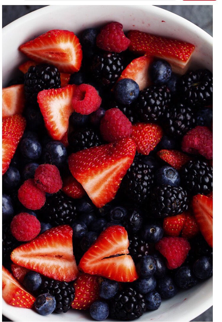 Very Berry Cheesecake Salad!!!