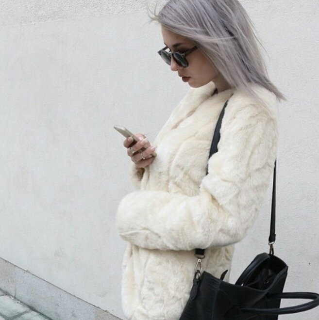 The Granny Hair Trend That Has Girls Going Silver!