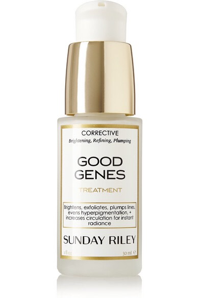 TREATMENTS AND SERUMS:
depending on what your main concerns are choosing a serum or a treatment could be the best thing you've ever done for your skin! They're normally packed full of highly concentrated ingredients which is why they're so effective! 
