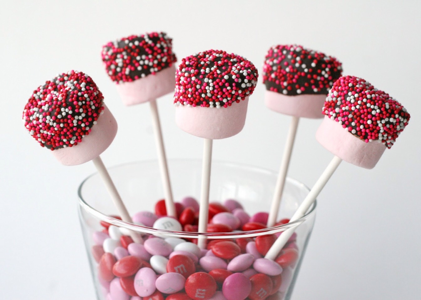 Marshmallow pops are a great valentines day gift idea