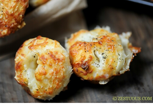 CHEESY GARLICY CRUNCHY BITES COATED MAGICAL MORSEL like these garlic bitess