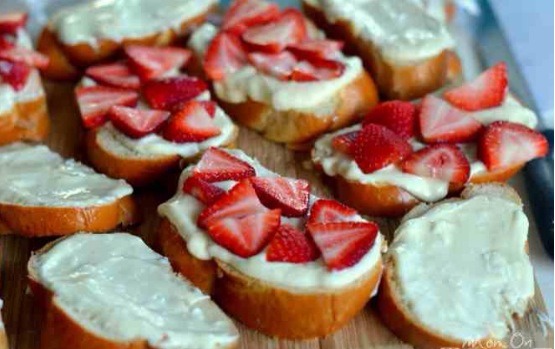 Strawberry Cheesecake Casserole