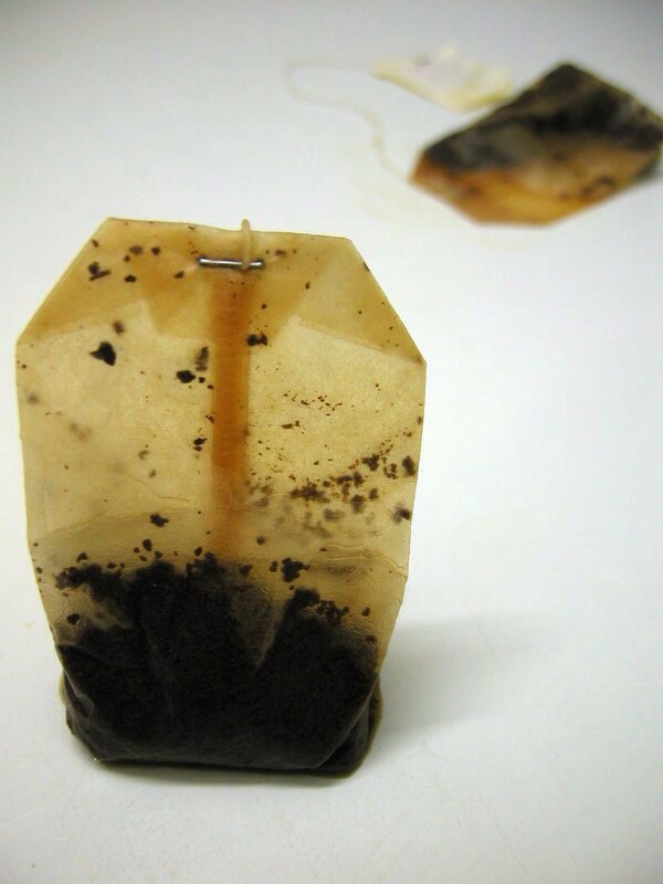 a bag of tea removes excess oilyness in your face....