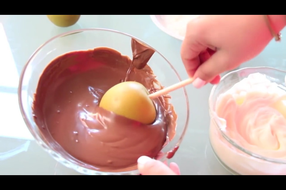 Candy/Chocolate/Caramel Apples! 🍎🍫