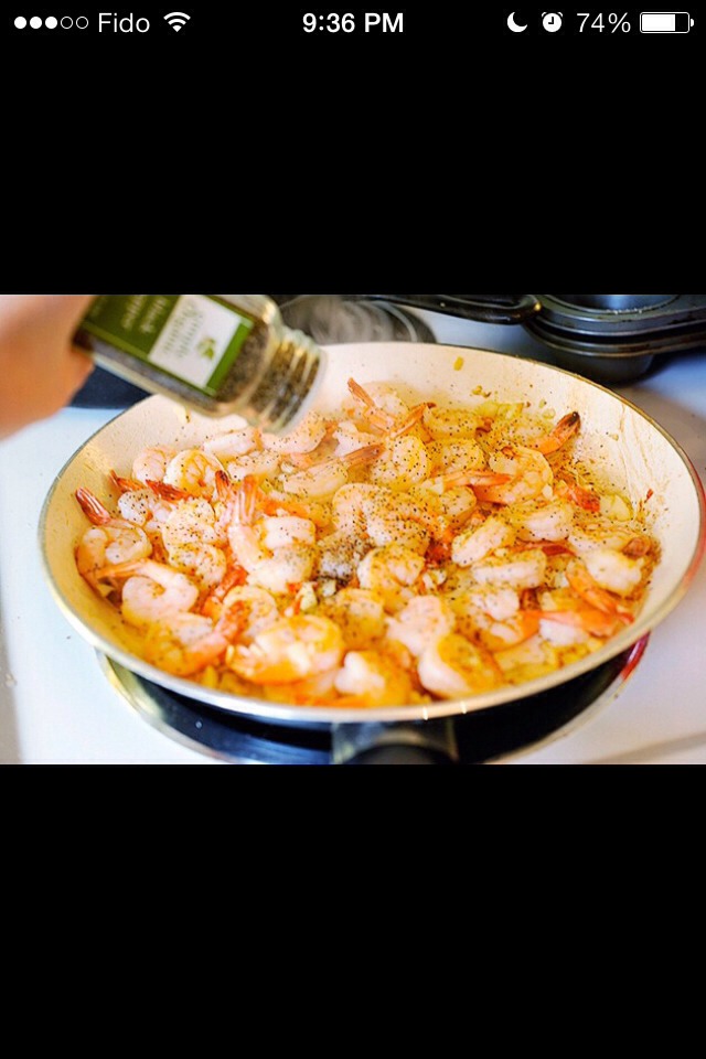 add the shrimp and sauté for an other 1-2 minutes, then lower the heat to medium. season with salt and pepper then give it a stir