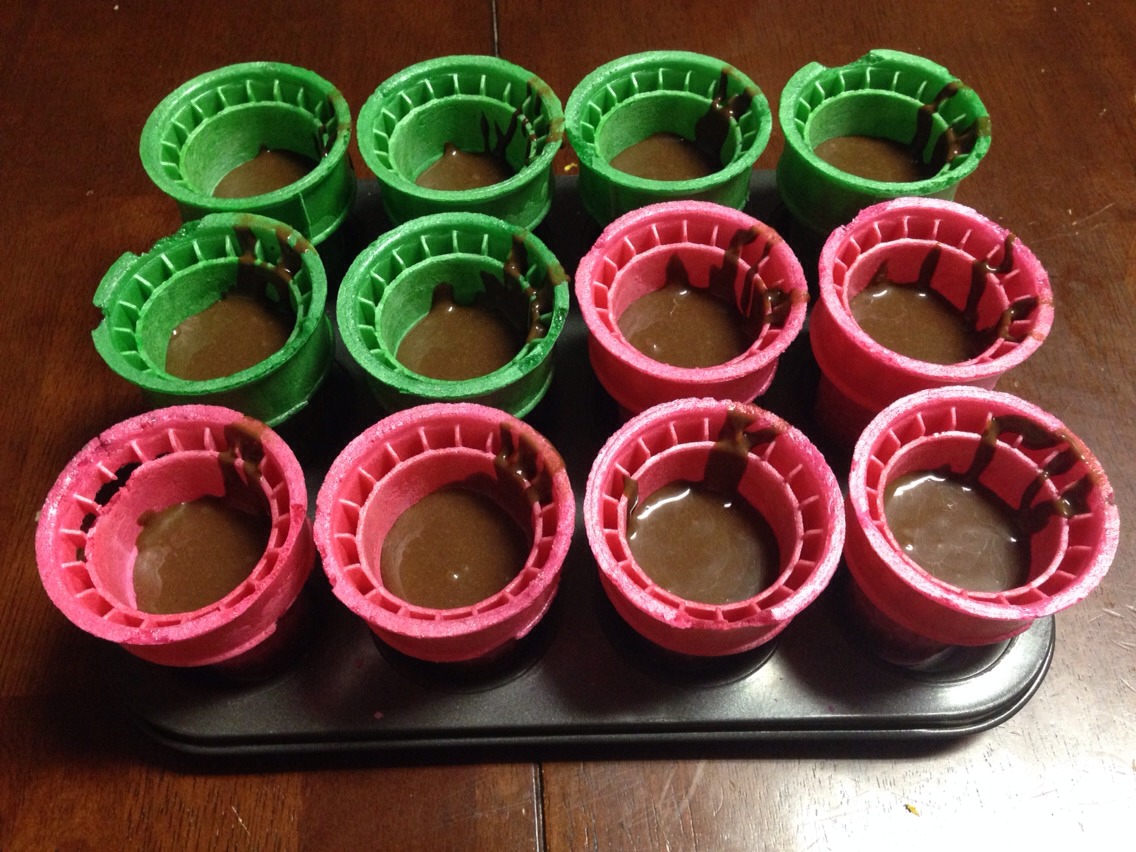 Fill about 2 tablespoons full.  Too much will overflow the cupcakes. 