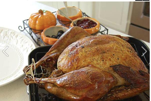 Turkey: This is regarded as a good alternative to chicken as it is lower in calories and higher in proteins and nutrients. It's said that 5 ounces of turkey contains just 175 calories and 10 grams of fat.