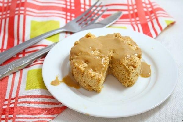 Peanut Butter Cake 

http://www.onegreenplanet.org/vegan-food/recipe-single-serving-peanut-butter-cake/ 