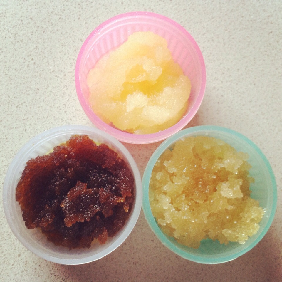 DIY Lip Scrub