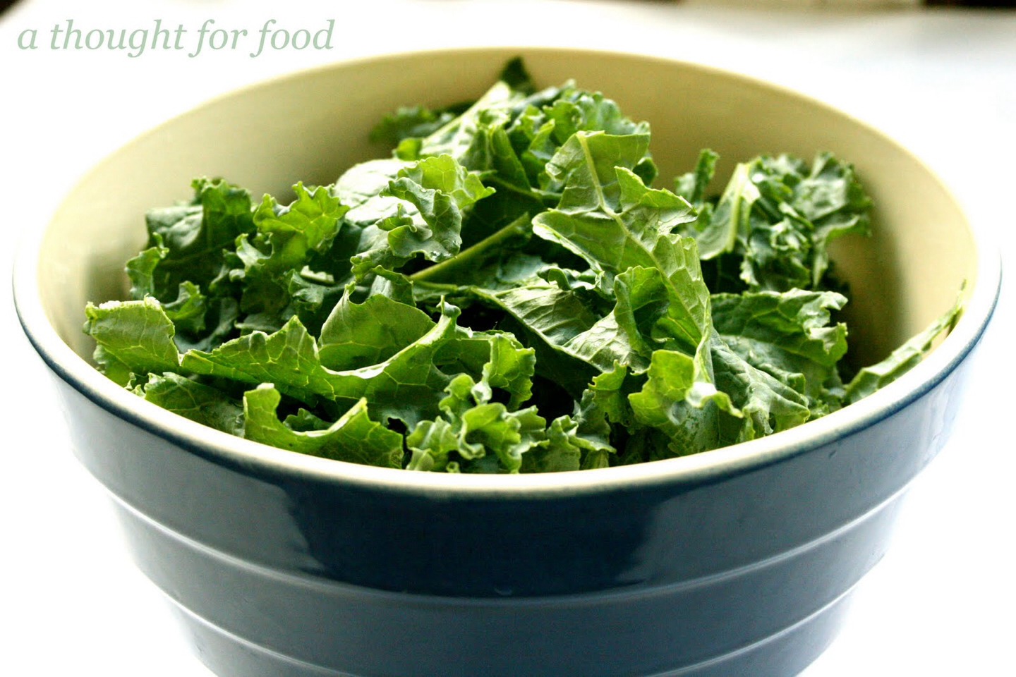Quick And Tasty Kale Chips. The Healthy Munchies!!!