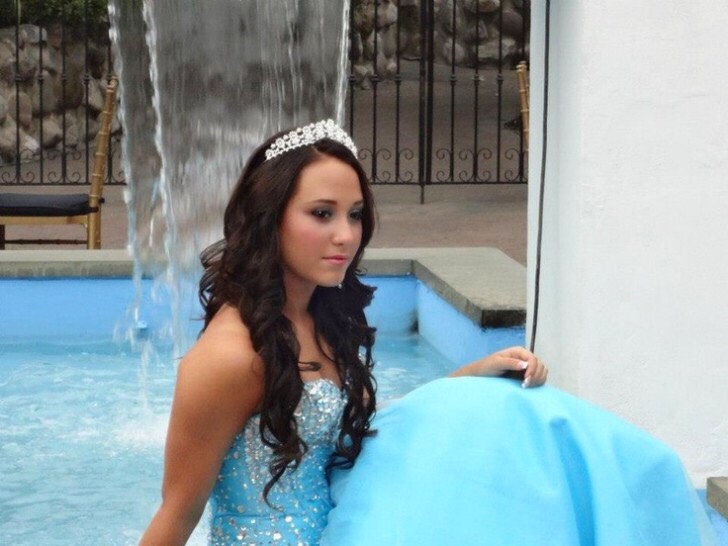 Sweet Sixteen Hair Styles 