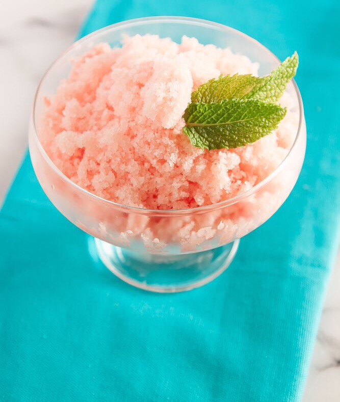Boozy Snow Cones!!