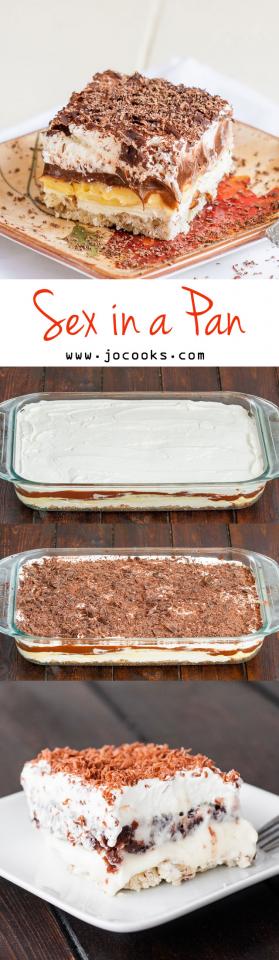 then the vanilla pudding. Top with the whipped cream and sprinkle with the chocolate.
Refrigerate for a couple hours so that it sets.