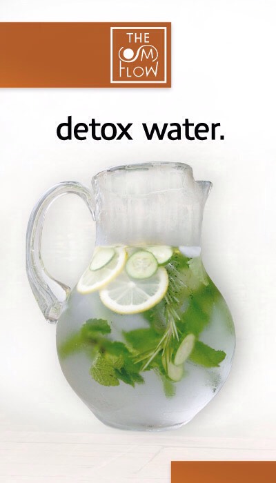 🐯🐱1. Detox water acne 
•lemon and mint leafs 