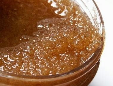 Brown Sugar and Olive Oil Scalp Scrub for Cleansing Your Scalp