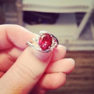 Buy A Great Smelling Candle AND there's A Diamond Ring Inside!!!? WHAT!!!!!??
