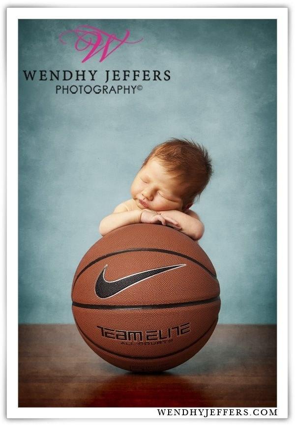 Newborns First Photo Shoot Ideas!!!!!!!!!!!!!!Really Cute!!!!!!!!!!!
