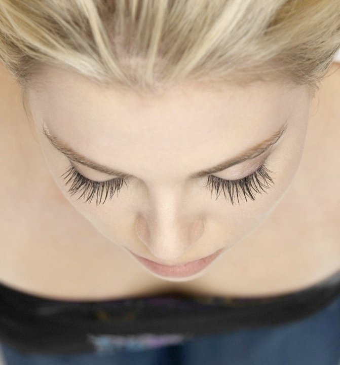 Natural Pink Lips Also Long Eyelashes Also Helps With Dark Circle!!! Bed Time Tips💋