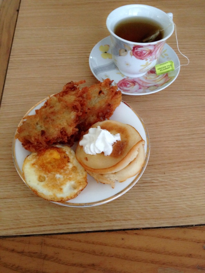They taste good with ... 
Apple sauce 
Ketchup 
Sour cream 

(picture above are the ones I made ) 😊 