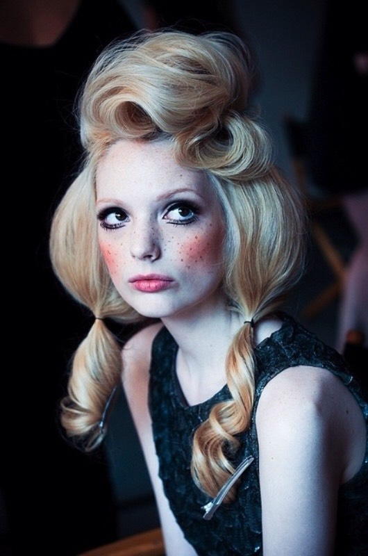 Totally Creepy Halloween Hairstyle Idea's