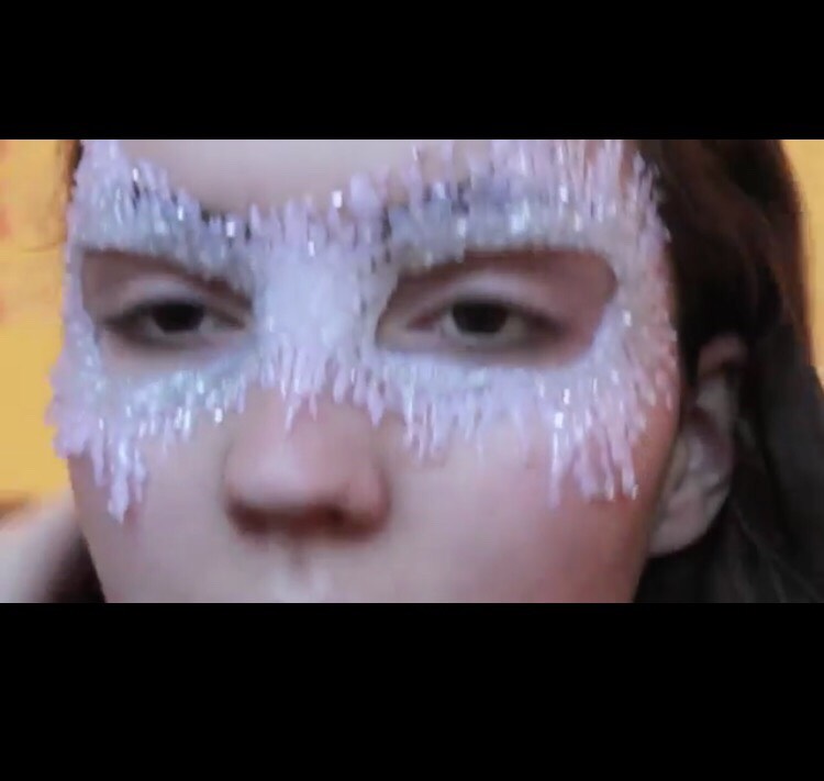 DIY Masquerade Mask: Ice Queen. 