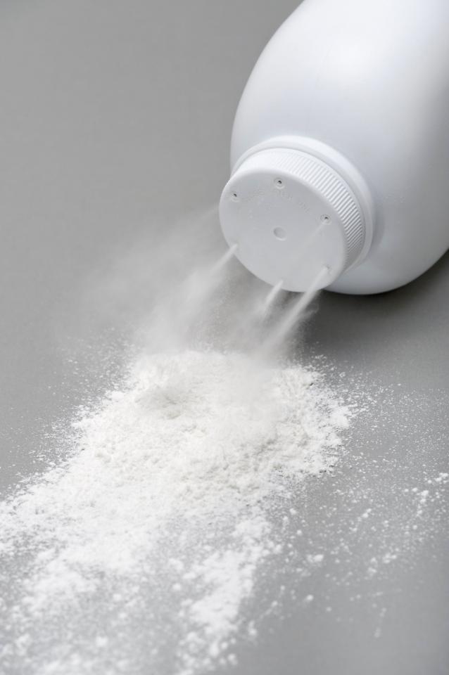 Know what chemicals to look out for:keep the “dirty dozen” in mind when purchasing new beauty products (and throwing out old, chemical-filled ones). The dirty dozen are toxic ingredients often found in beauty products which include carcinogens, reproductive toxins, pesticides and hormone disruptors. Yikes!Talc, included in the “dirty dozen”, is commonly found in dry shampoo, baby powder, lotion, and eye shadow, and may contain asbestos, which can cause cancer.