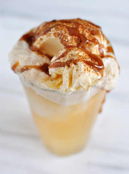 Caramel Apple Cider Floats