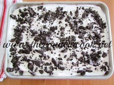 This cake needs to be kept refrigerated.