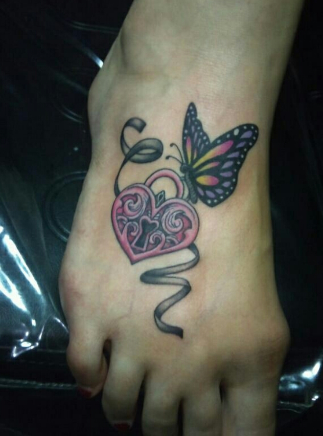 Beautiful And Sexy Tattoos For Men & Women! 