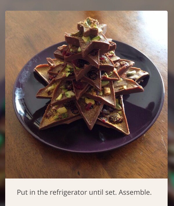 Christmas Chocolate Treats With Cranberry And Pistachios! Super Easy To Make! 