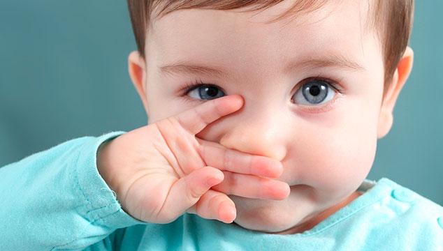 2. Win Against Dry SkinWhat do you do when your baby's skin isn't baby-soft? Dry skin is common at any age, but when your newborn has dry skin, you need to be extra careful when it comes to moisturizing. Waxelene's natural ingredients are delicate enough to use on babies' sensitive skin. Waxelene is also perfect for soothing your baby's skin when they have a runny nose or chapped lips from the cold. You can fight the discomfort caused by tissues by using Waxelene to protect their tiny nostrils.