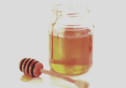 1. take 2 tablespoons of honey (preferably organic)  and 1 tablespoon of cinnamon powder. 
2. mix together in a microwaveable bowl and microwave for 10 seconds or until warm and not hot to the touch 
3. take an old foundation brush (clean!) and brush it on your face. 
4. wait 10-15 minutes and rinse off. pat dry and moisturize as usual. 

note
- be careful not to paint too much on your face, as it may drip 
- wash face beforehand  



