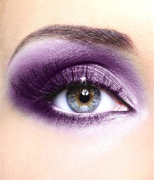 7. DARKER EYESHADOW