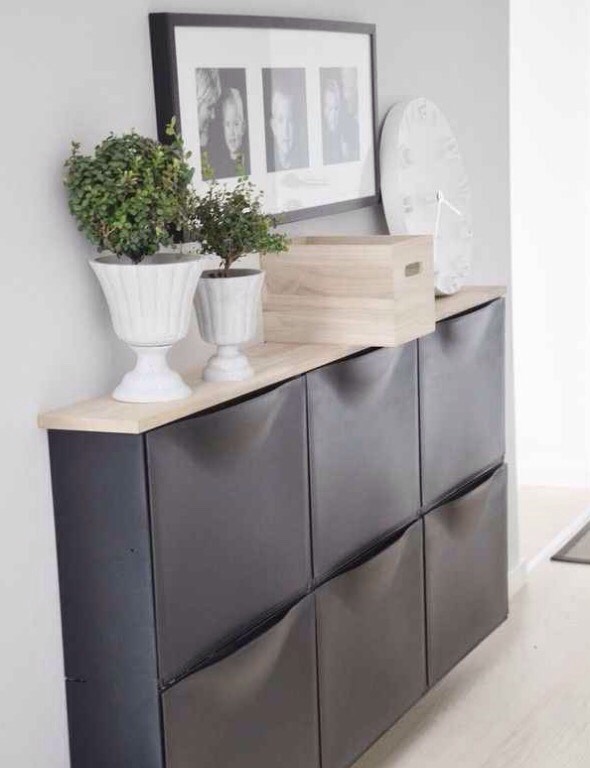 Need storage in a narrow space like a hallway? Trones are the answer!!