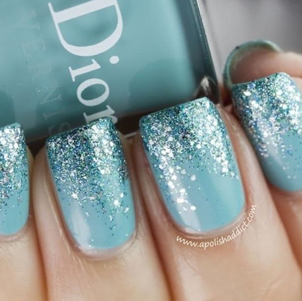Glitter looks awesome with this colour too!
