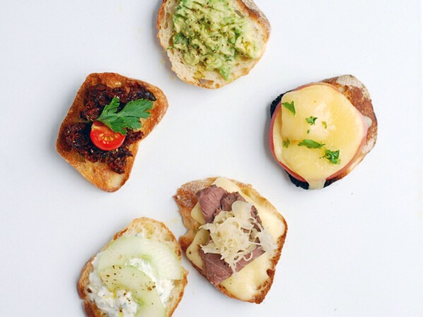Serve ‘Em Up!

Feel free to serve all 5 options, or pick and chose your favorites! No matter which combo you pick, your tailgate guests will love all the fresh flavors of these easy eats!