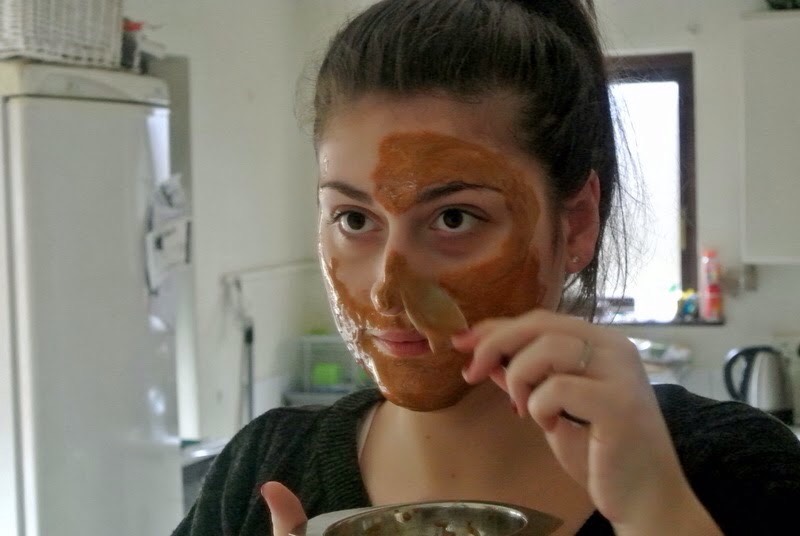 Cinnamon and honey mask
has antimicrobial properties, so it can help stop bacteria from getting out of hand. If it does, the honey is a natural anti-biotic, ready and waiting to wipe the crap out.