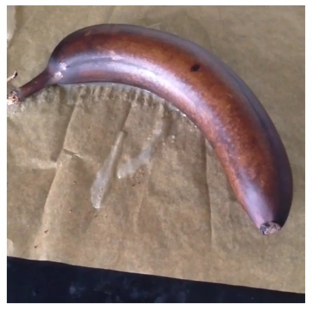 When it is finished, your banana should look like the picture above or even darker. Don't worry about it though! You really cannot screw up this recipe!