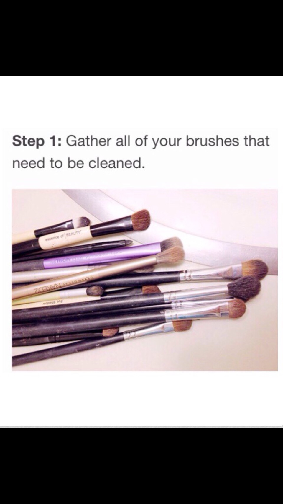 How to Clean your Makeup Brushes!