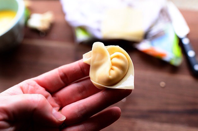 Cream Cheese Stuffed Wontons