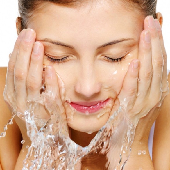 10 Tips For a Brighter Complexion