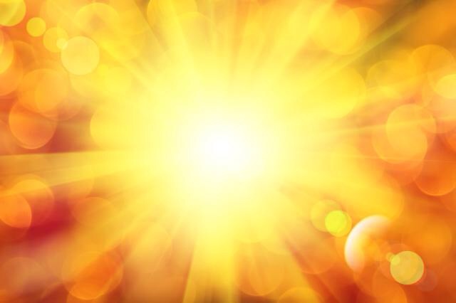 Why heat and not cold?
Heat actually increases blood flow.
And when your blood is pumping, it's a natural pain reliever.
Increase blood flow anywhere to dull the pain!