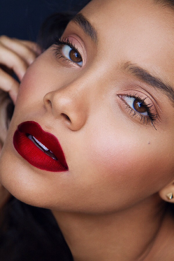 For fuller lips, extend the lip line using a flesh tone lip liner. Be careful not to go overboard!