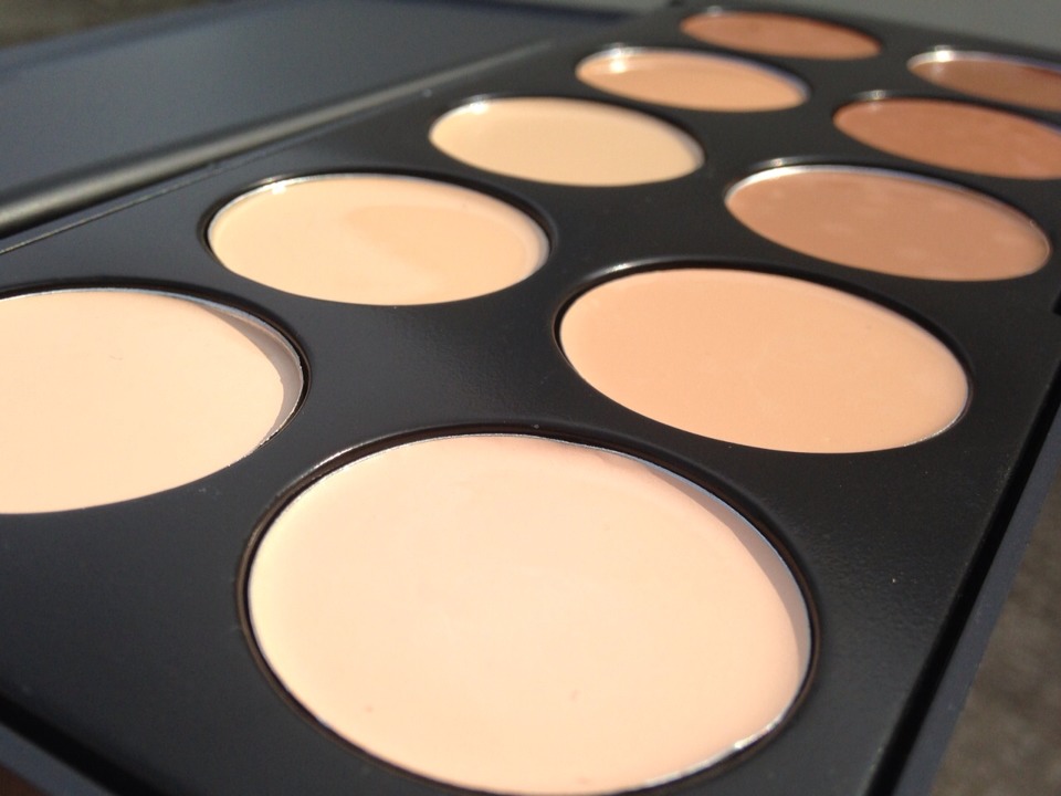  Put your foundation on first and see if you still need to conceal spots. Especially if you use a heavier coverage foundation – you may find your foundation did the job. Also, you may notice more discoloration and cakey-ness if you put your concealer on first.
