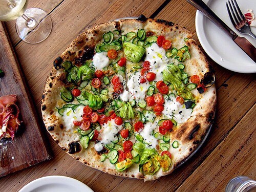 Pita pizza