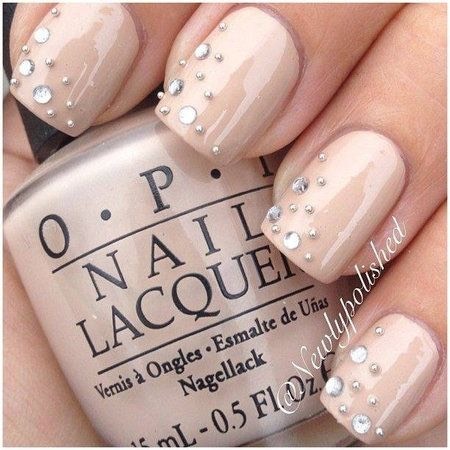 Amazing Nude Nails π